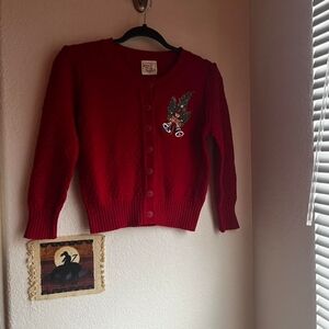 SOLD ON Ⓜ️  Vintage Embroidered Sweater